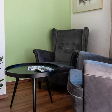 Daskaiser - Dein Gartenhotel In Tirol מלון אבס