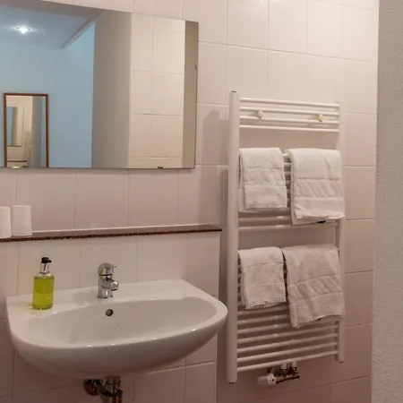 Daskaiser - Dein Gartenhotel In Tirol 3* Эббс
