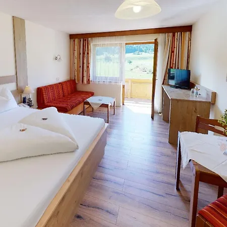 מלון Daskaiser - Dein Gartenhotel In Tirol אבס