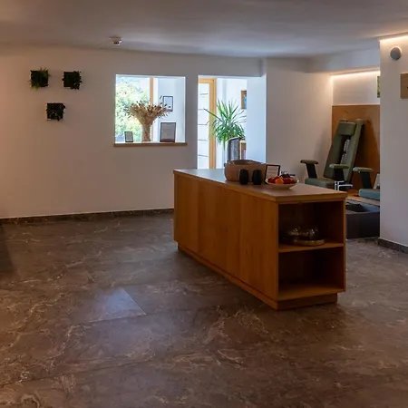 Daskaiser - Dein Gartenhotel In Tirol מלון