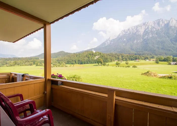 Daskaiser - Dein Gartenhotel In Tirol エープス